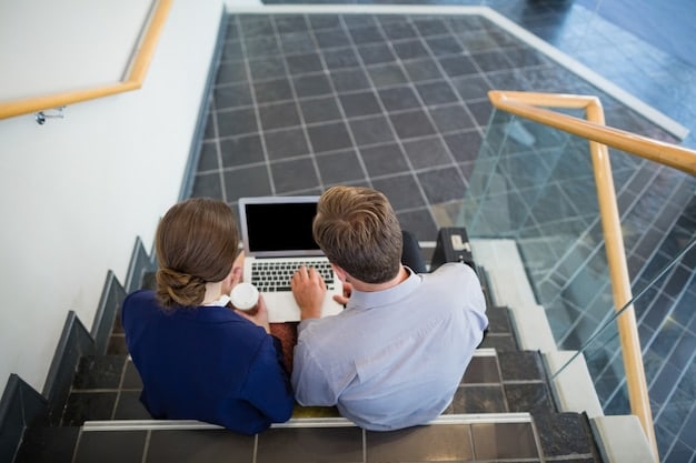 A startup office with solar panels clearly visible on the roof, showcasing their commitment to renewable energy. The scene also includes electric vehicle charging stations, symbolizing sustainable transportation initiatives within US Startup Trends: Analyzing the Shift Towards Sustainable and Socially Responsible Businesses.